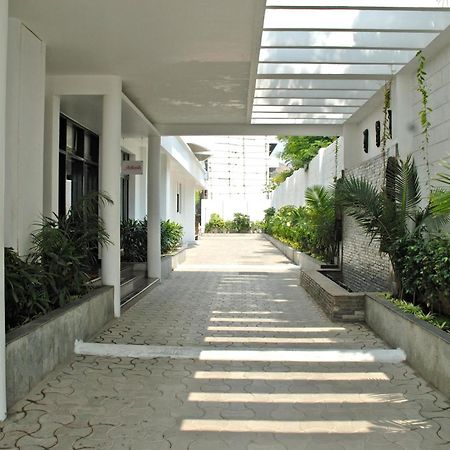 Arpanaa Hotel Tiruvannamalai Exterior photo