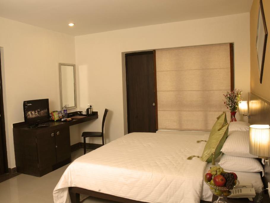 Arpanaa Hotel Tiruvannamalai Exterior photo